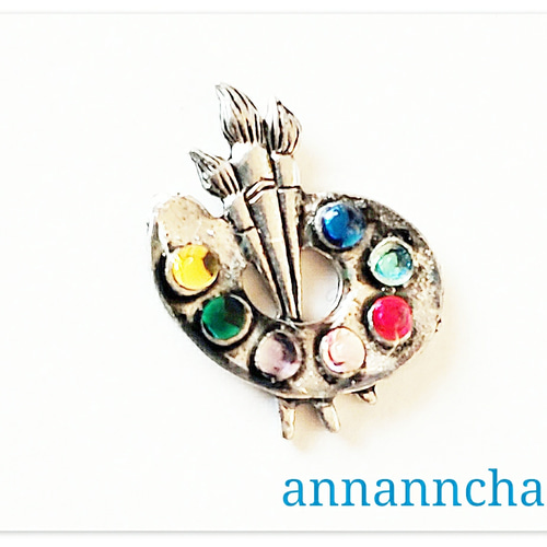 絵の具 七色パレット ピンブローチ】スワロフスキー 油絵 水彩 美術