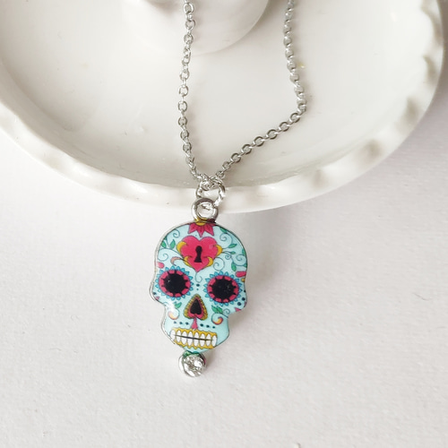 ヨーロッパ製 死者の日 花のカラベラ（骸骨）ネックレス】メキシコ