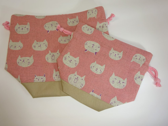 ピンク猫ちゃんの入園2点セット　弁当袋　コップ袋　巾着 3枚目の画像