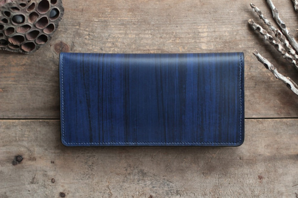 藍染革[migaki]長財布【墨縞】 1枚目の画像
