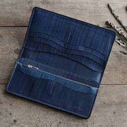 靛藍染色皮革 [migaki] 長皮夾 [墨水條紋] 第2張的照片