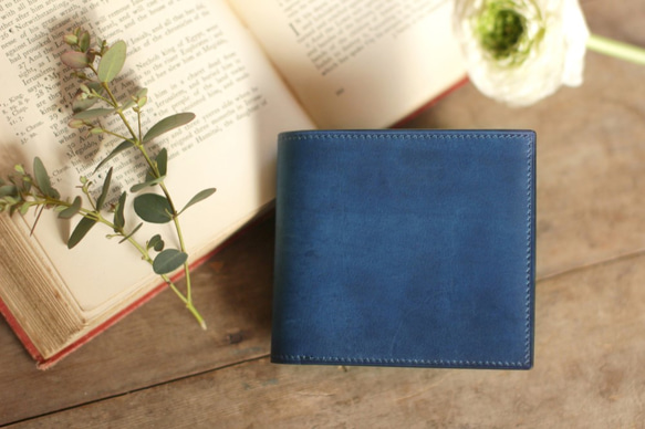 藍染革　二つ折り財布 2枚目の画像