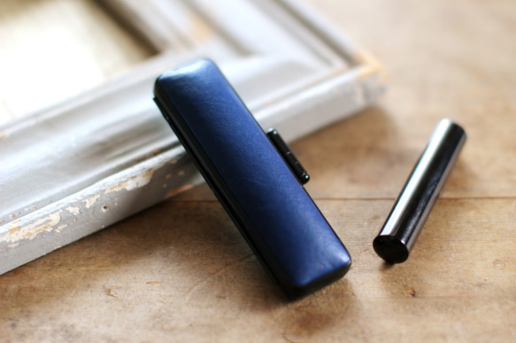 藍染牛皮材質12mm直徑印鑑盒 第1張的照片