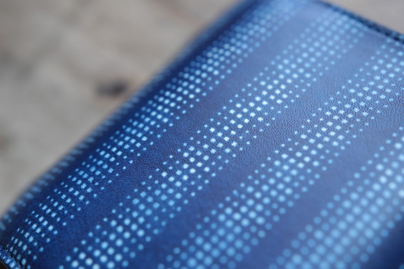 藍染牛皮材質[江戶風情細小圓點條紋]鑰匙包 第7張的照片