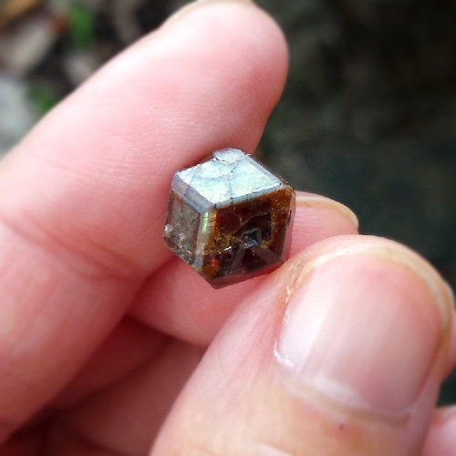 C◇国産レインボーガーネット◇原石11mm/6.5ct 天然石 HAYSTONE