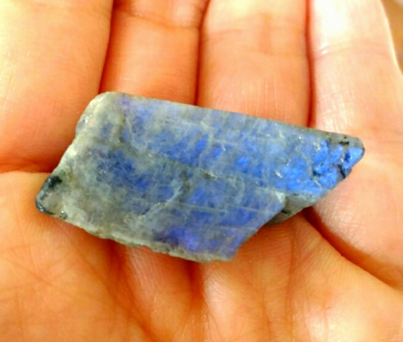 ◆ブルー◆ラブラドライト原石◆ 1枚目の画像