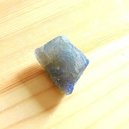光る石◇ラブラドライト原石◇ 天然石 HAYSTONE 通販 4599785