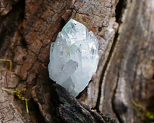 おくるみ◇国産水晶◇ミニ原石 天然石 HAYSTONE 通販 5559334｜Creema