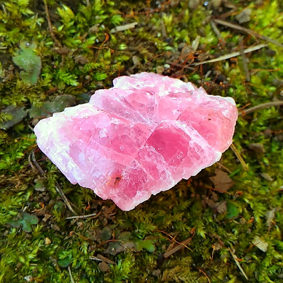 大きめ結晶◇ロードクロサイト原石 天然石 HAYSTONE 通販 6819474