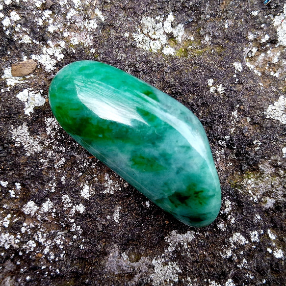 緑x灰◇ロシア産本翡翠37mm 天然石 HAYSTONE 通販 8538146