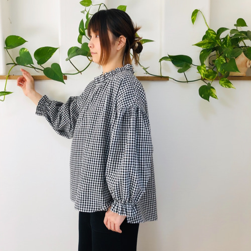 再販5リネン新作♪フリル衿のふんわりギャザー袖のブラウス白