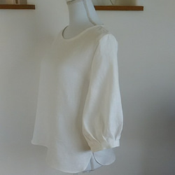 リネンバルーンカフス袖２wayブラウス白 4枚目の画像
