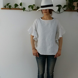 (再販10♡リネン大人素敵なフリル袖ブラウス白 1枚目の画像