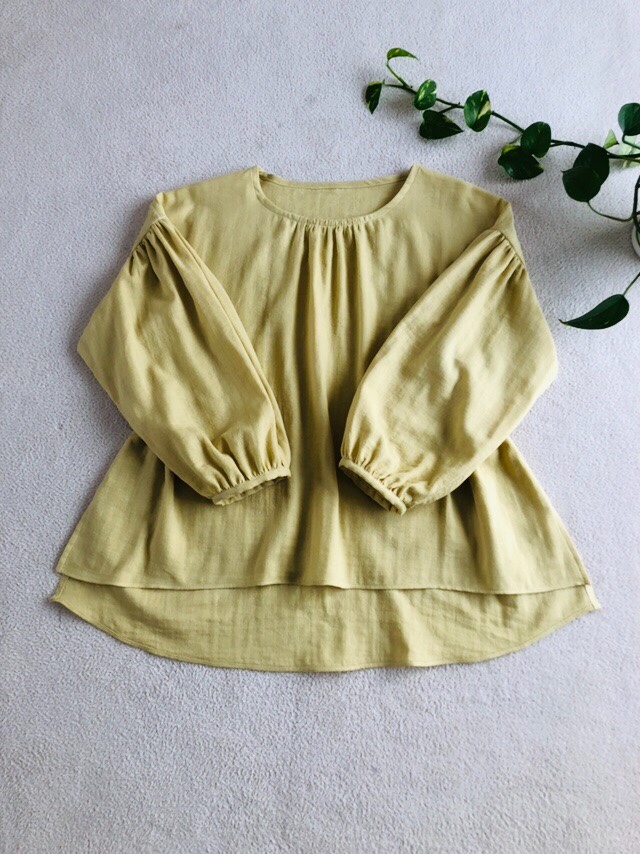 （再販6❤️）Wガーゼミモザ2026』ふんわり袖のギャザーブラウスミモザイエロー、ペールピンク、チョコブラウン