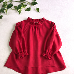 （再販）リネンフリル襟のふんわり袖のブラウス赤 2枚目の画像