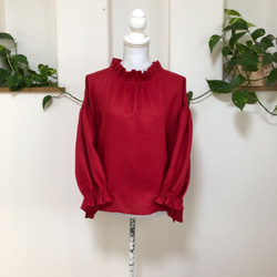 （再販）リネンフリル襟のふんわり袖のブラウス赤 6枚目の画像