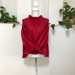 （再販）リネンフリル襟のふんわり袖のブラウス赤 7枚目の画像