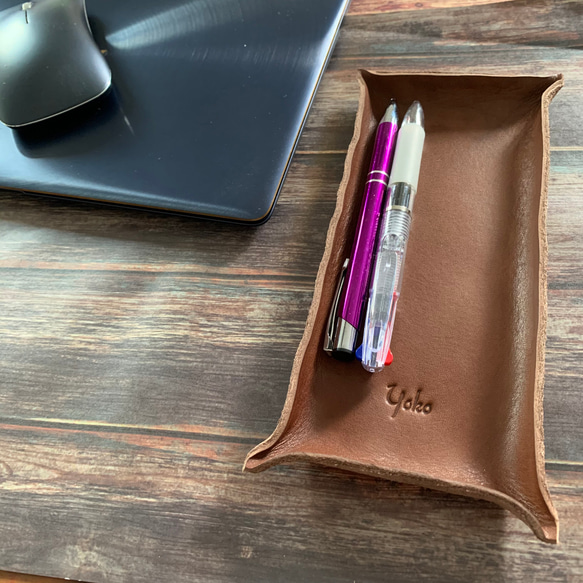 お名前刻印】革製ペントレイ ペン置き デスクトレイ 名入れ