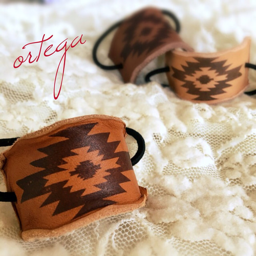 レザー マジェステ オルテガ ネイティブ ハンドメイド