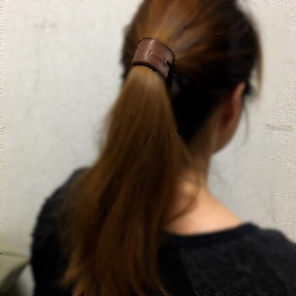 【名入れ無料】メンズに♪革のヘアゴム レザーヘアゴム  ブレスレット 4枚目の画像