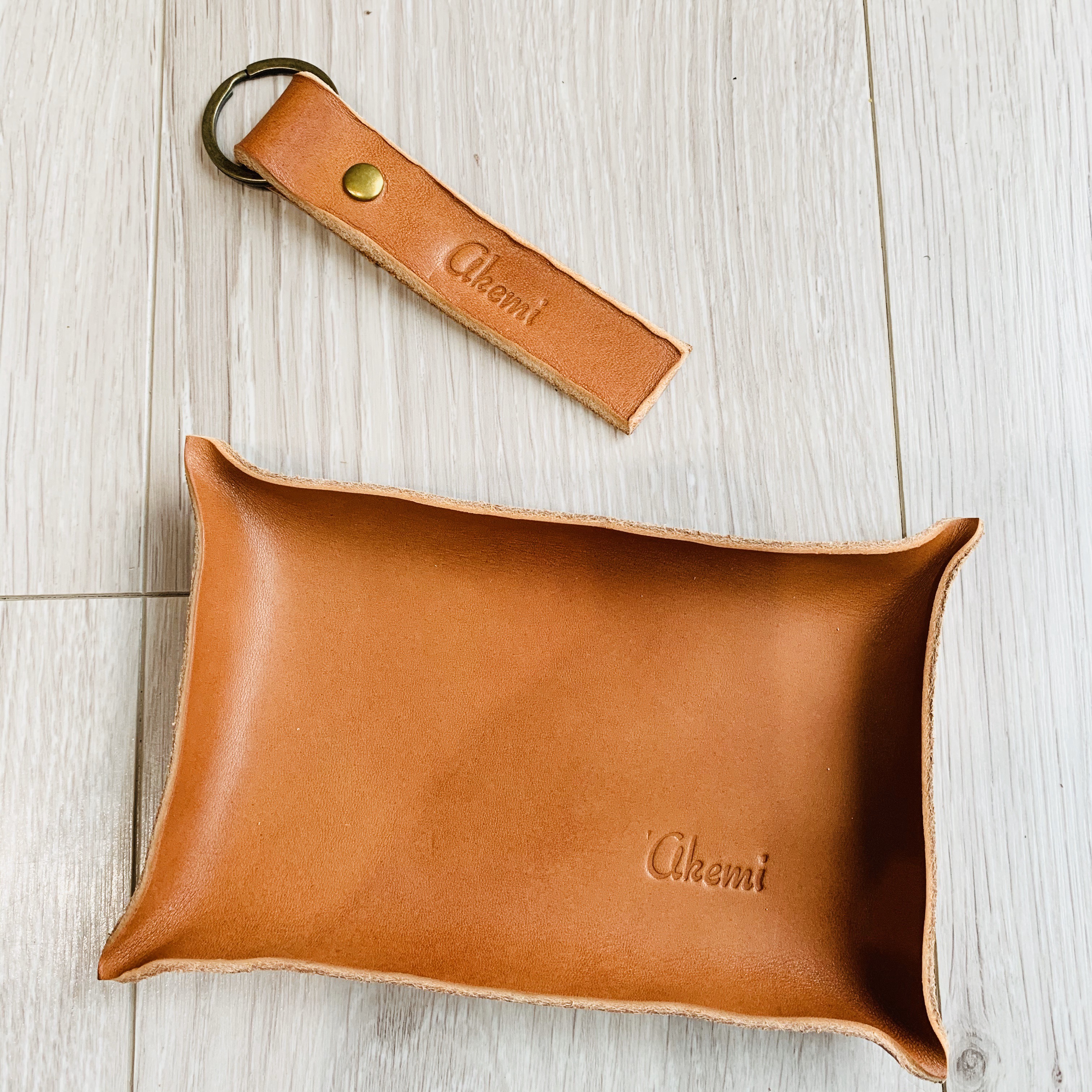 【Creema限定】ギフトセット！名前を刻印。レザートレイ&キーホルダー