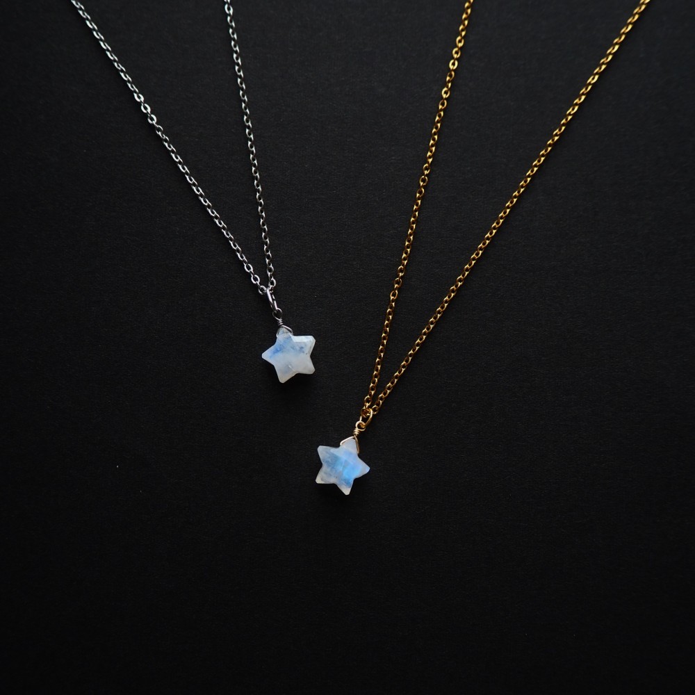 【選べる金具】ムーンストーン 星 ペンダント
