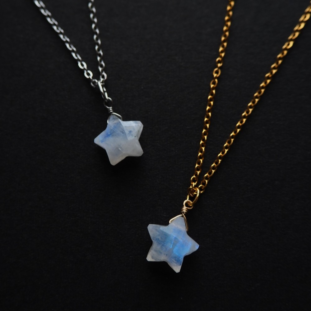 【選べる金具】ムーンストーン 星 ペンダント