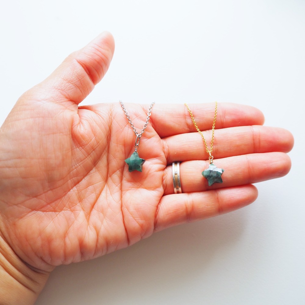 【選べる金具】ムーンストーン 星 ペンダント