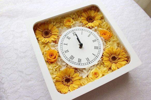 【1点限定品】お花たっぷりな花時計・イエロー・お誕生日や記念日に。 3枚目の画像
