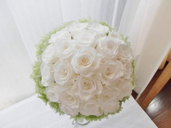 ウェディングブーケ・白グリーン プリザーブドフラワー 前撮り フォト