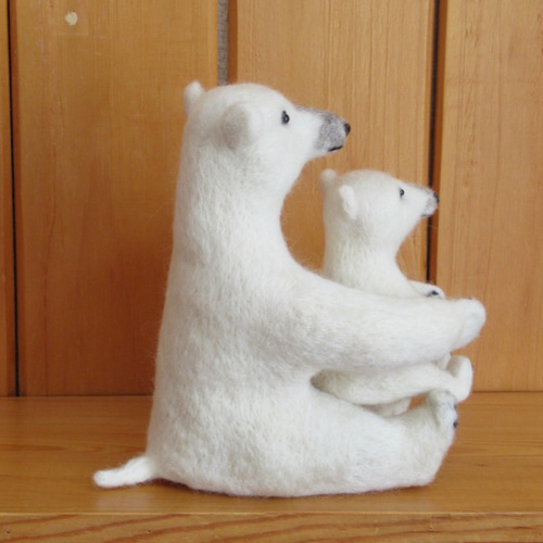 しろくまの親子 大きめ15cm 羊毛フェルト 羊毛フェルト 銀の森