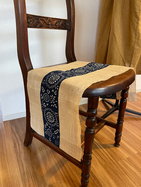 ラオス 藍染織物 テーブルランナー タペストリー 幾何学模様