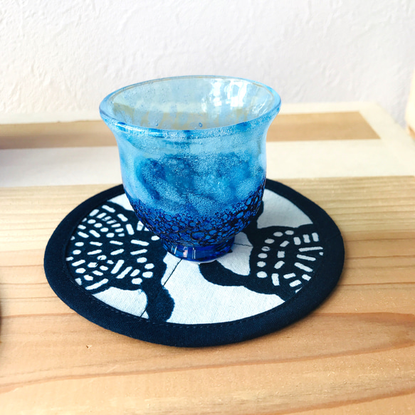 natural indigo dye 【型染め（藍染）コースター5枚セット】伝統工芸品 2枚目の画像