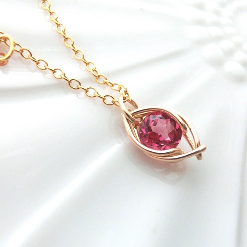 14kgfピンクトパーズのひと粒雫チャーム