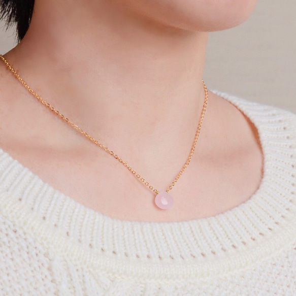 桜色 ライトピンクジェイドの天然石ネックレス ステンレス（誕生日プレゼント, プチギフト, ギフトラッピング） 5枚目の画像