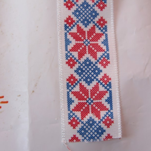 クロスステッチの星刺繍のリボン リボン・テープ FOLKART