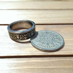 戴 硬幣戒指 COIN RING ~ 英國 兩先令 Shillings 硬幣戒指(皇冠造型)手工戒指 手做戒指 錢幣戒指 第7張的照片