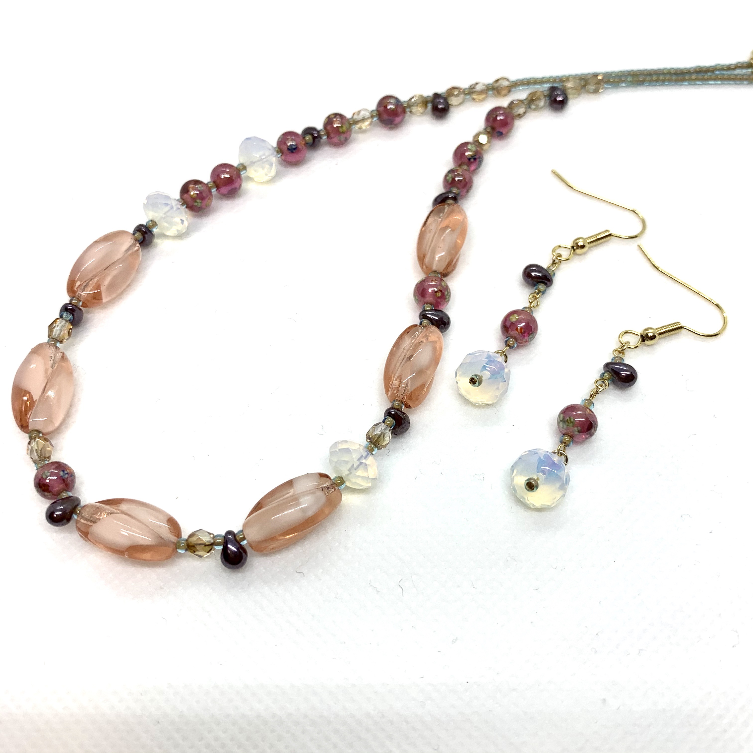 ヨーロッパの香りネックレス