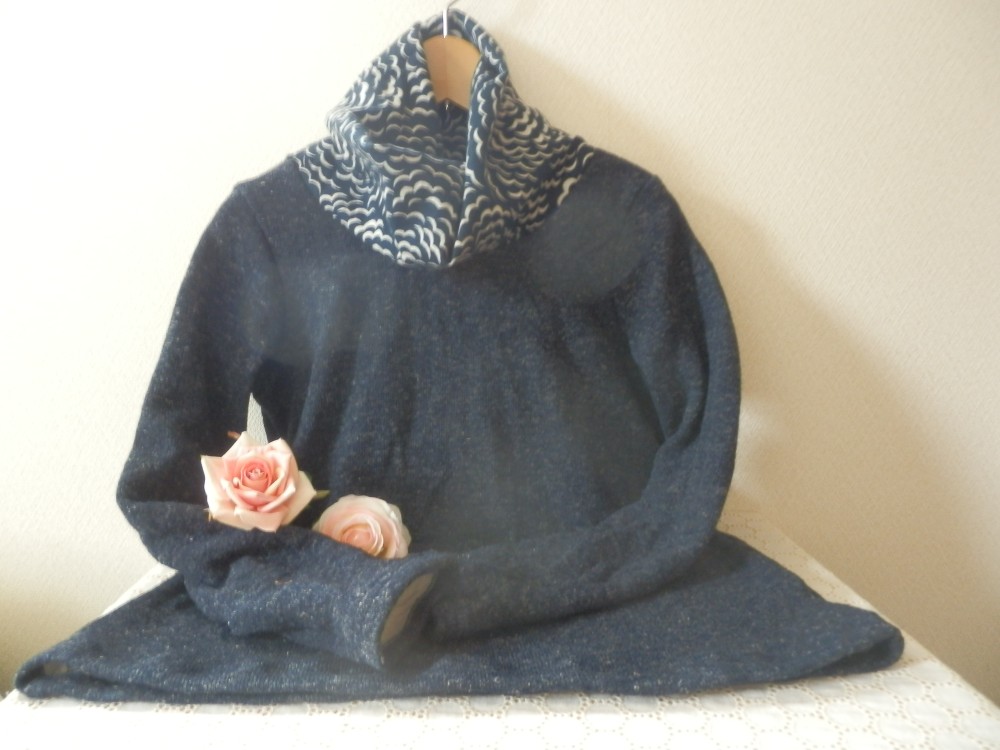 カジュアルウール接結ネイビー＆❛パフ❜でおしゃれタートル