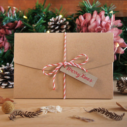 限量聖誕節手工客製明信片-雪地裡的兔子與禮物 第6張的照片