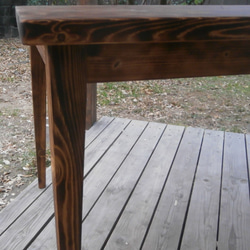 アンティークテーブル 焼き加工 レトロテーブル　アメリカン家具　カントリーダイニングテーブル　茶色 2枚目の画像