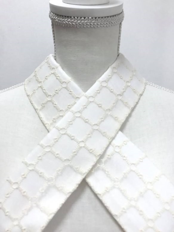 LILIA仕立て衿＆衿ベール/オーガンジー・刺繍・チェーン・スクエア・オフホワイト（EV17004-2） 3枚目の画像