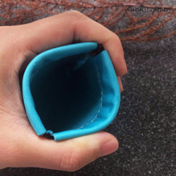 【Xuan Leather選。皮革】彈片零錢包［方形-波紋水藍色］全手工真皮件錢包 第3張的照片
