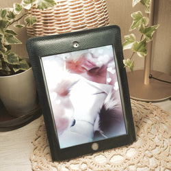 iPad mini レザーケース 濃紺x黒 牛革 ヌメシュリンク革 1枚目の画像