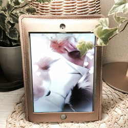 iPad mini レザーケース ベージュxこげ茶 牛革 ヌメシュリンク革 4枚目の画像