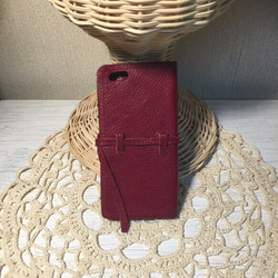 【訳あり】iPhone6レザーケース 牛革ヌメシュリンク革 赤 手帳型 カバー 1枚目の画像