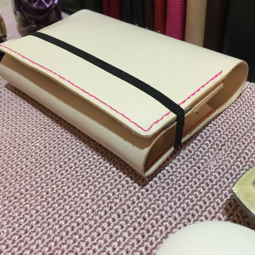 mother 革手帳カバー MOTHER / CAST（Leather ver.） - 手帳ラインナップ - ほぼ日手帳 2021