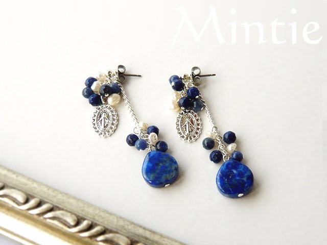 ラピスブルー　メダイのシルバーピアス