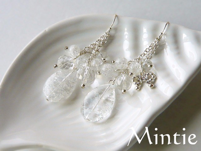 クラッククォーツ　アシンメトリーピアス