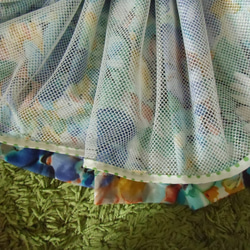 水彩画の花のような柄のスカート 2枚目の画像